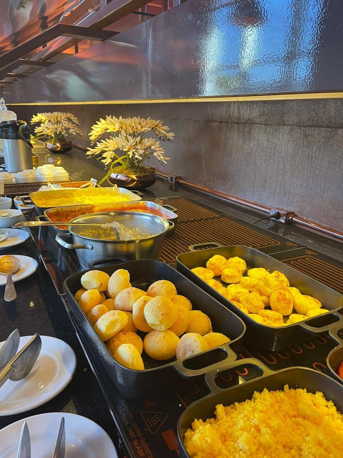 Tryp By Wyndham Brasilia Nacoes Hotel Buitenkant foto